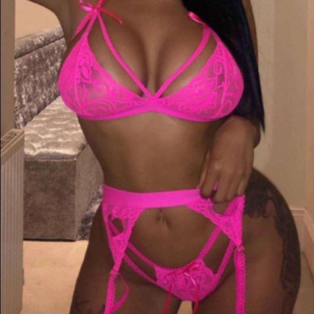 Three Piece Lingerie‎